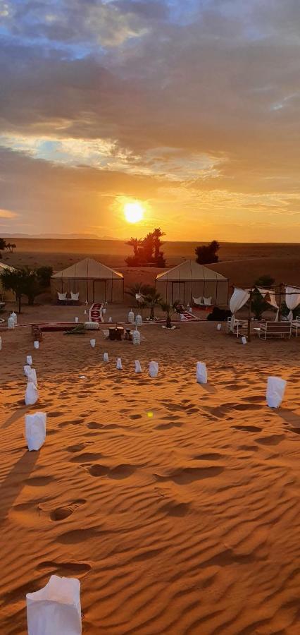 Desert Glamping Merzouga Eksteriør bilde